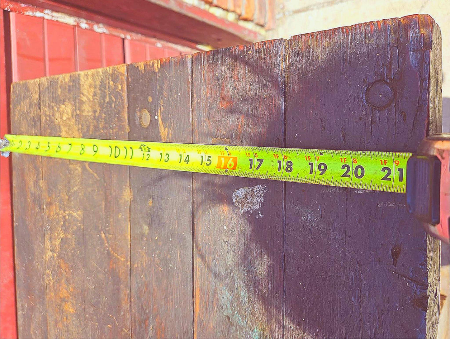 VINTAGE RUSTIC PINE CARPENTER WORKBENCH w IRON VICE CLAMP & STORAGE TRUNK TOOLS