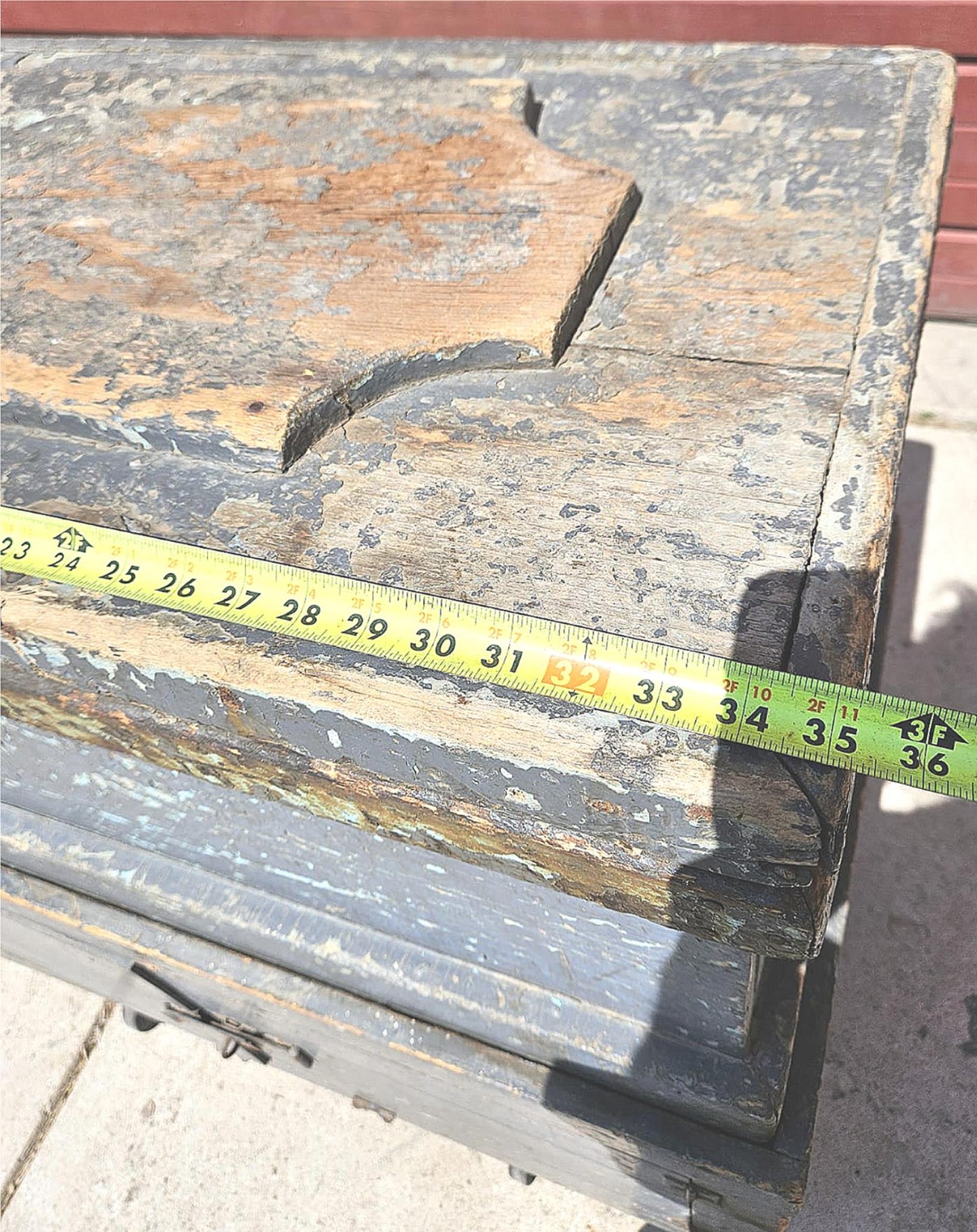 VINTAGE RUSTIC PINE CARPENTER WORKBENCH w IRON VICE CLAMP & STORAGE TRUNK TOOLS