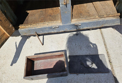 VINTAGE RUSTIC PINE CARPENTER WORKBENCH w IRON VICE CLAMP & STORAGE TRUNK TOOLS