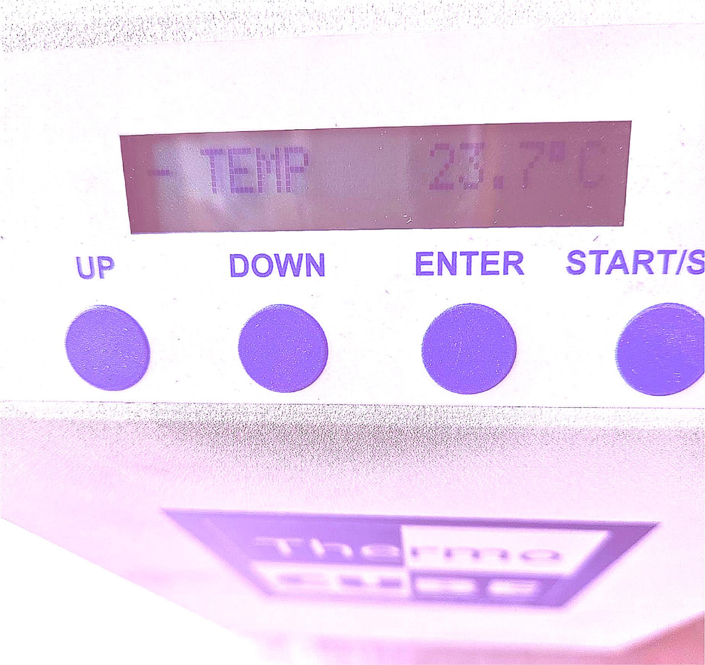 90-DAY-WARRANTY THERMOCUBE 10-300-1C-1-CP-AF-AR BENCHTOP RECIRCULATING CHILLER