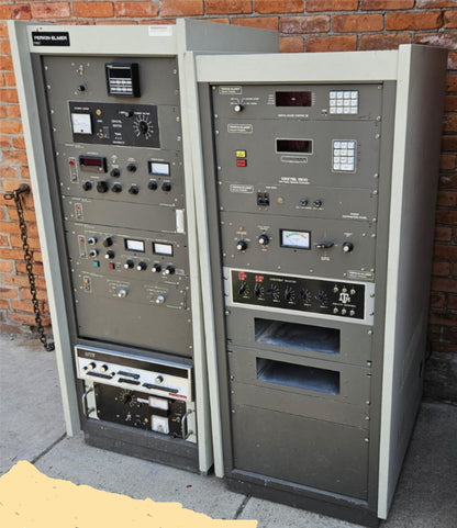 PERKIN-ELMER ULTRA HIGH VACUUM 32-100 / 11-010 ION ELECTRON CHROMATOGRAPH SYSTEM