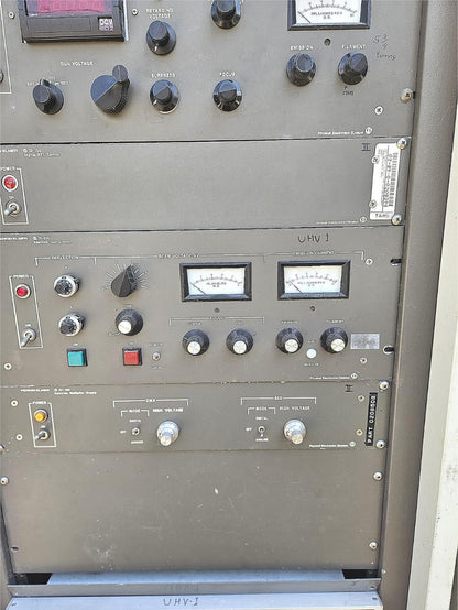 PERKIN-ELMER ULTRA HIGH VACUUM 32-100 / 11-010 ION ELECTRON CHROMATOGRAPH SYSTEM