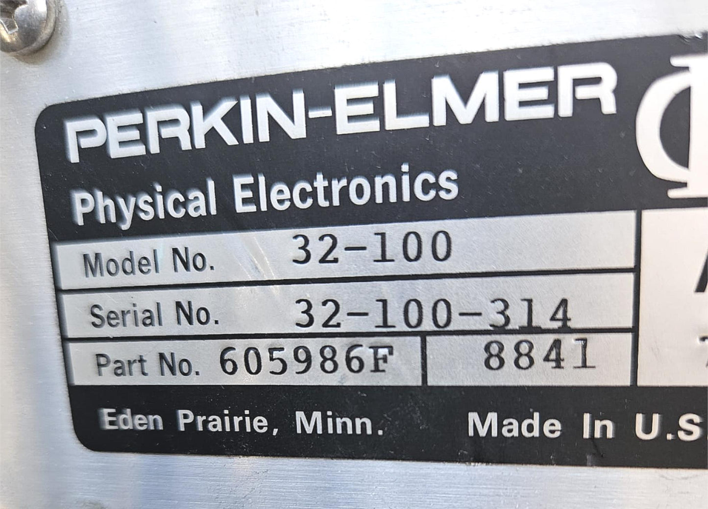 PERKIN-ELMER ULTRA HIGH VACUUM 32-100 / 11-010 ION ELECTRON CHROMATOGRAPH SYSTEM