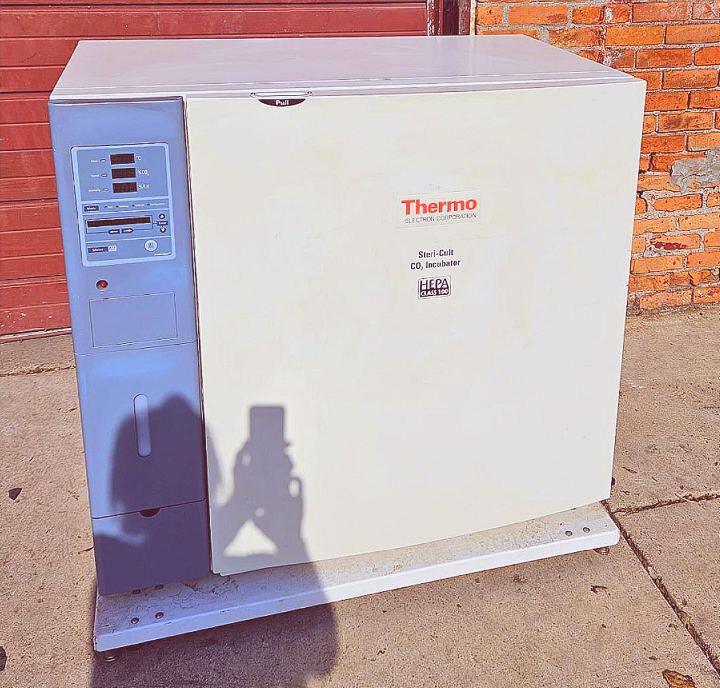 REFURBISHED THERMO STERI-CULT 3310 CO2 INCUBATOR & BONUS CART ON WHEELS FREESHIP